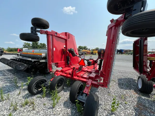 Image of Bush Hog 2820 equipment image 2