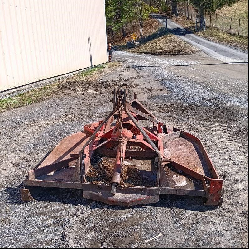 Bush Hog 305 Equipment Image0