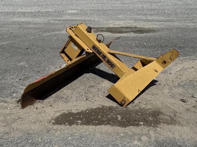 Image of Bush Hog 3505 equipment image 2