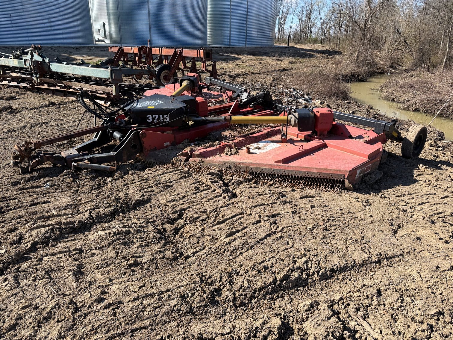 Bush Hog 3715 Equipment Image0