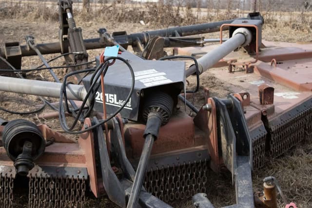 Image of Bush Hog 2615L equipment image 2