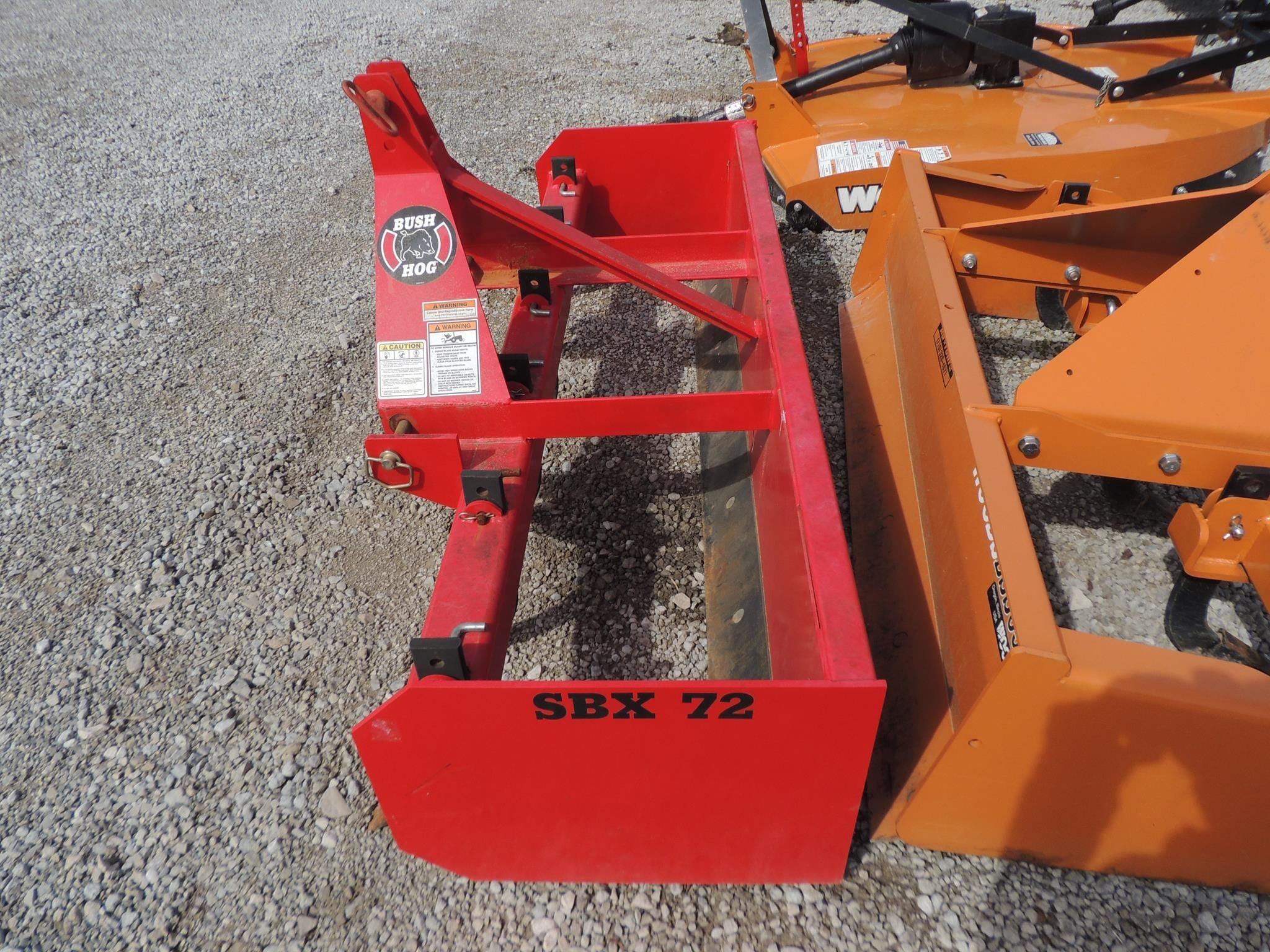 Bush Hog SBX72 Equipment Image0