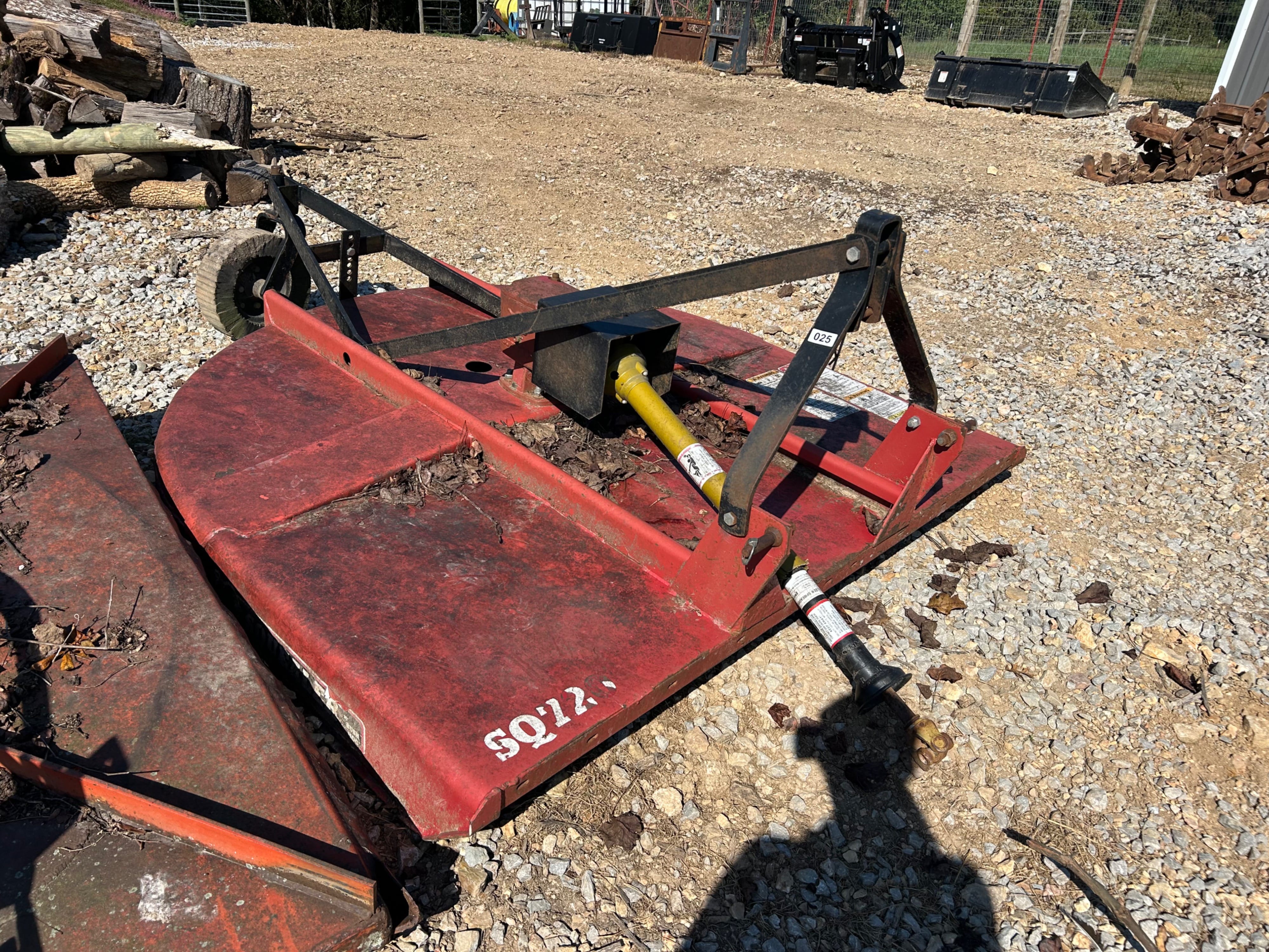 Bush Hog SQ720 Equipment Image0