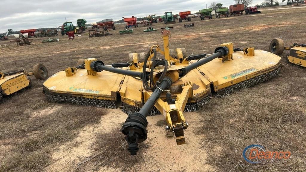 Bush-Whacker ST180 Elite Equipment Image0