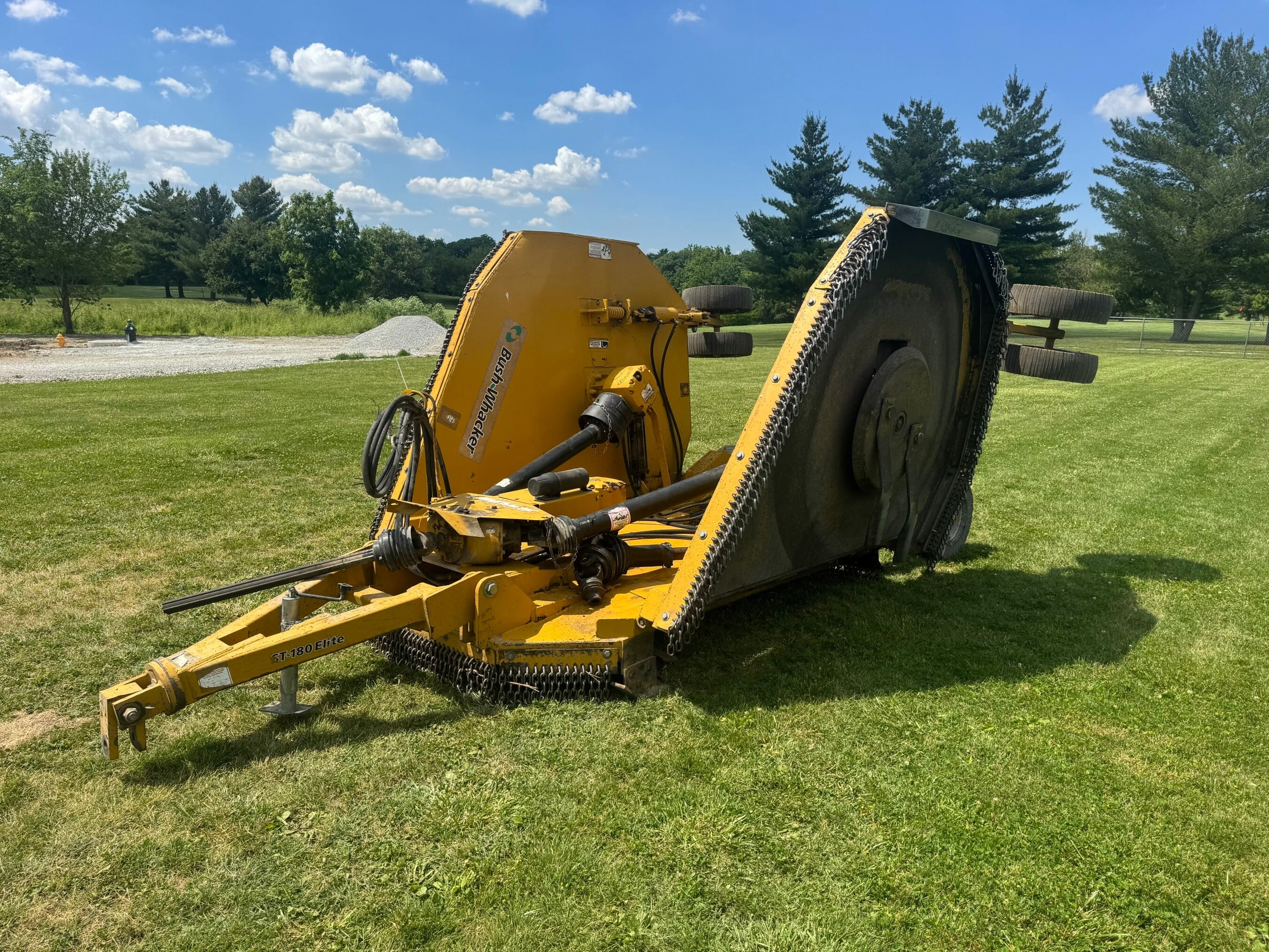 Bush-Whacker ST-180 Equipment Image0