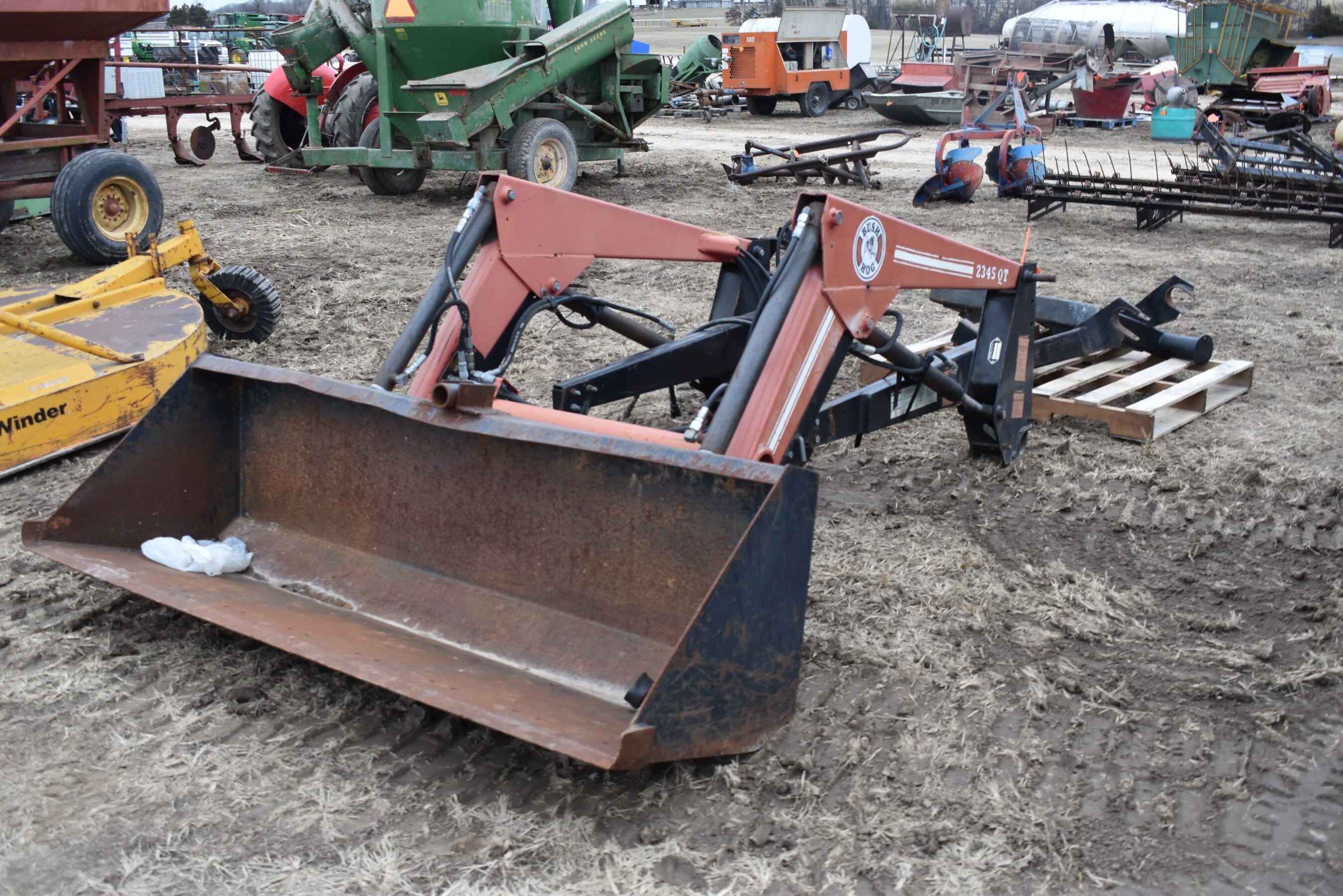 Bush Hog 2345QT Equipment Image0