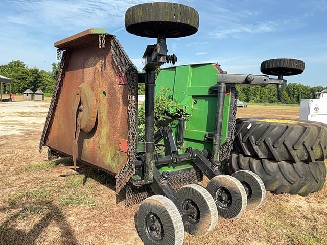 Image of Bush Hog 2615L equipment image 4