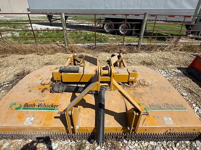 Image of Bush-Whacker ST-104 equipment image 1