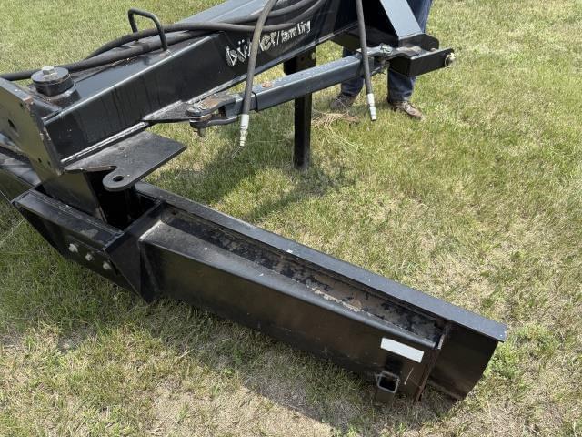 Image of Buhler Farm King 80 equipment image 1