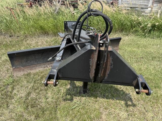 Image of Buhler Farm King 80 equipment image 3