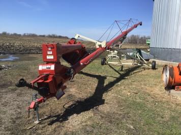 Main image Farm King 1070