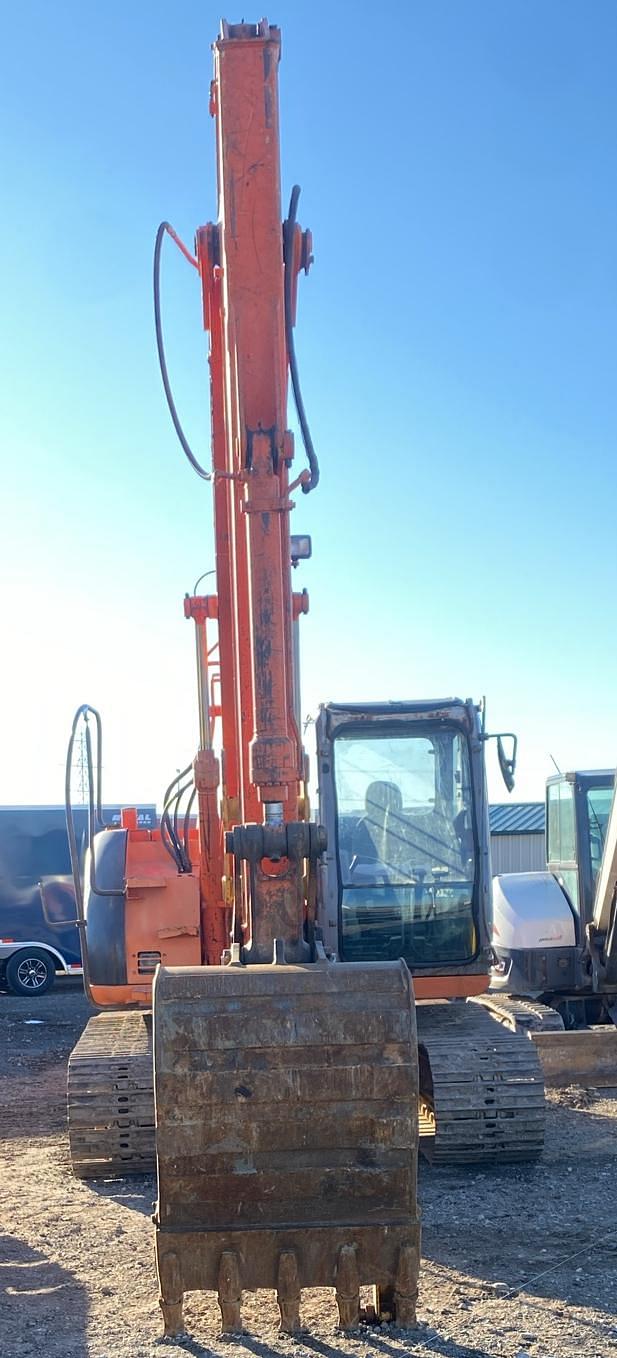 Image of Hitachi ZX135US equipment image 2