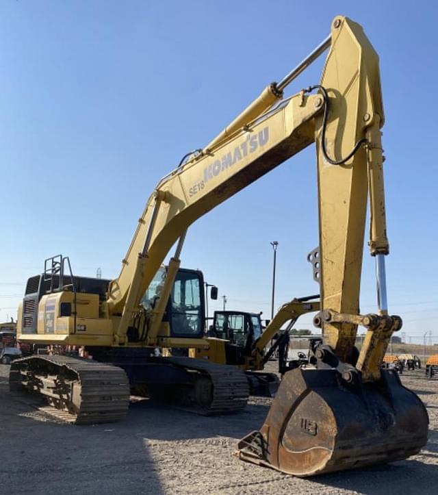 Image of Komatsu PC490LC-10 equipment image 3