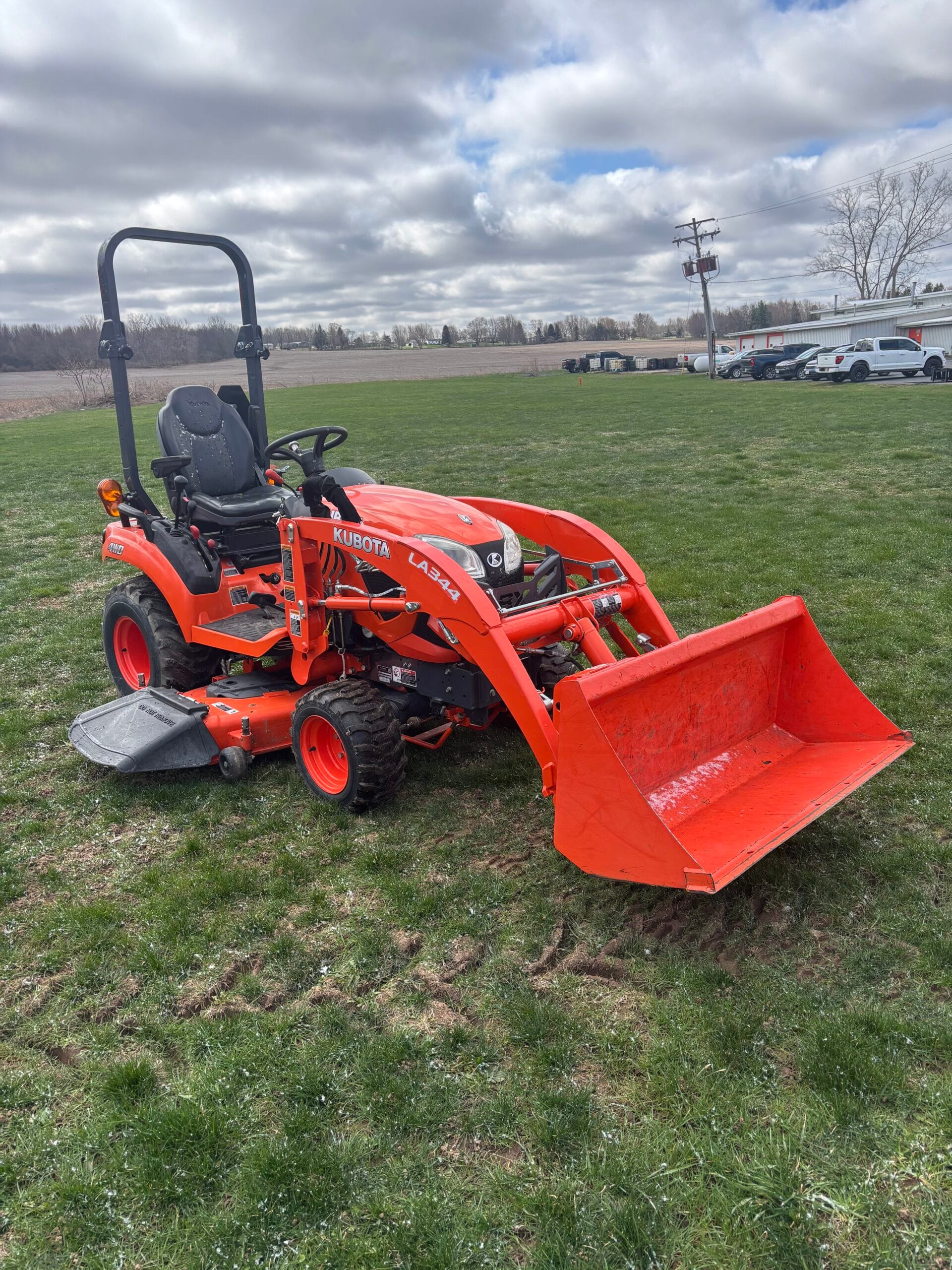 2021 Kubota BX2380 Equipment Image0