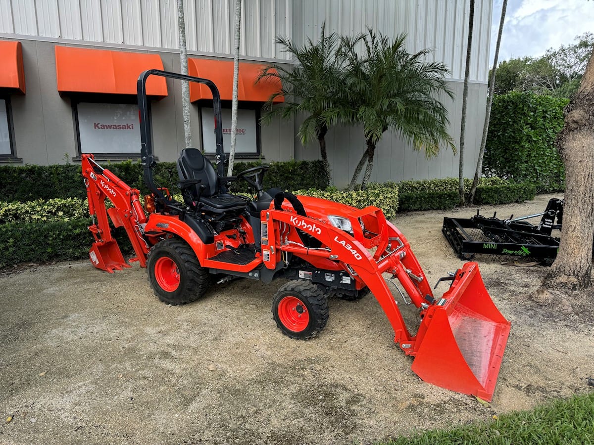 Main image Kubota BX23S