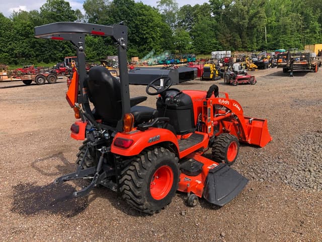 Image of Kubota BX2680 equipment image 2