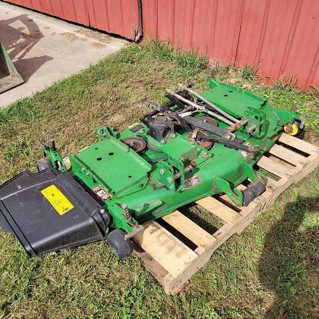 Image of John Deere 2320 equipment image 2