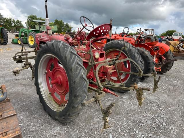 Image of Farmall C equipment image 3