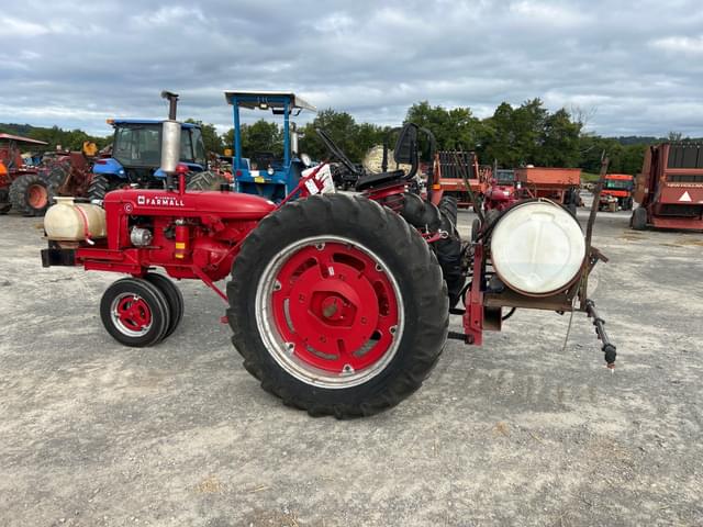 Image of Farmall C equipment image 1
