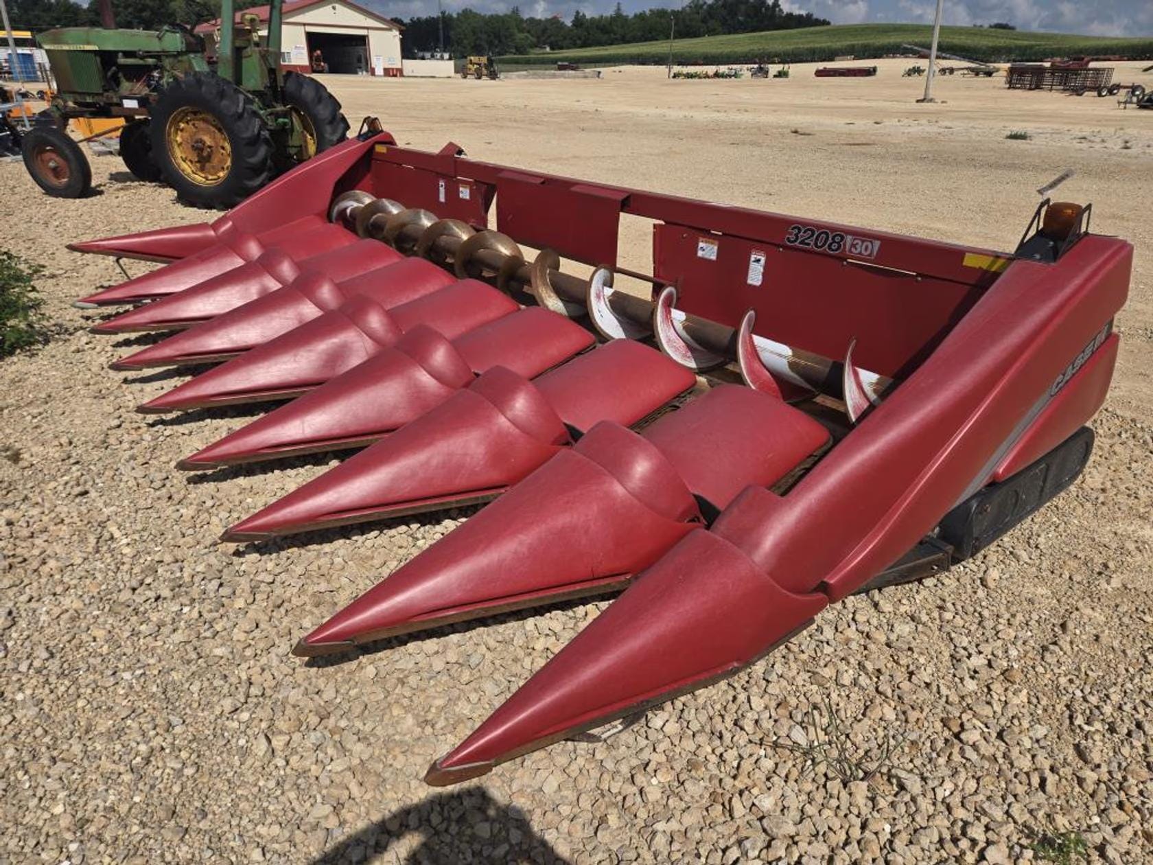 Case IH 3208 Equipment Image0