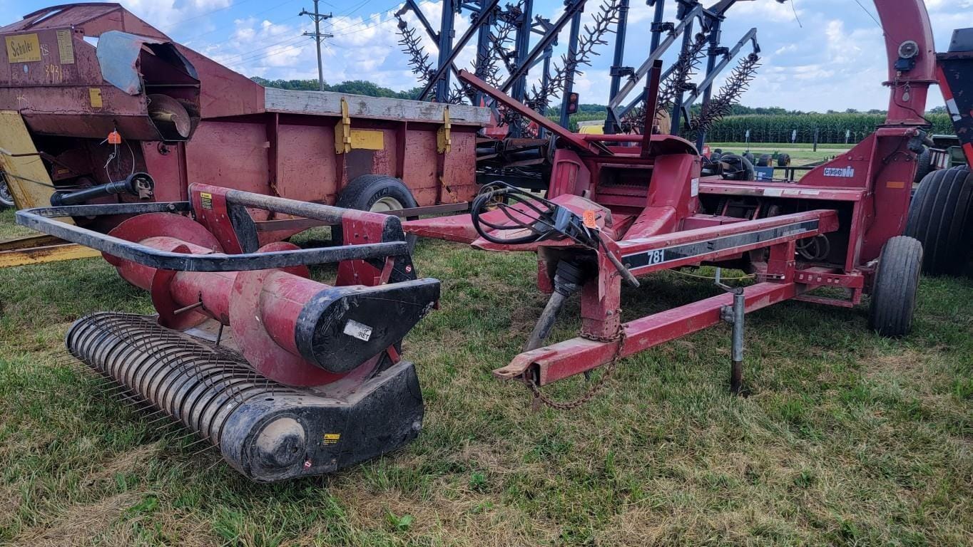 Case IH 781 Equipment Image0