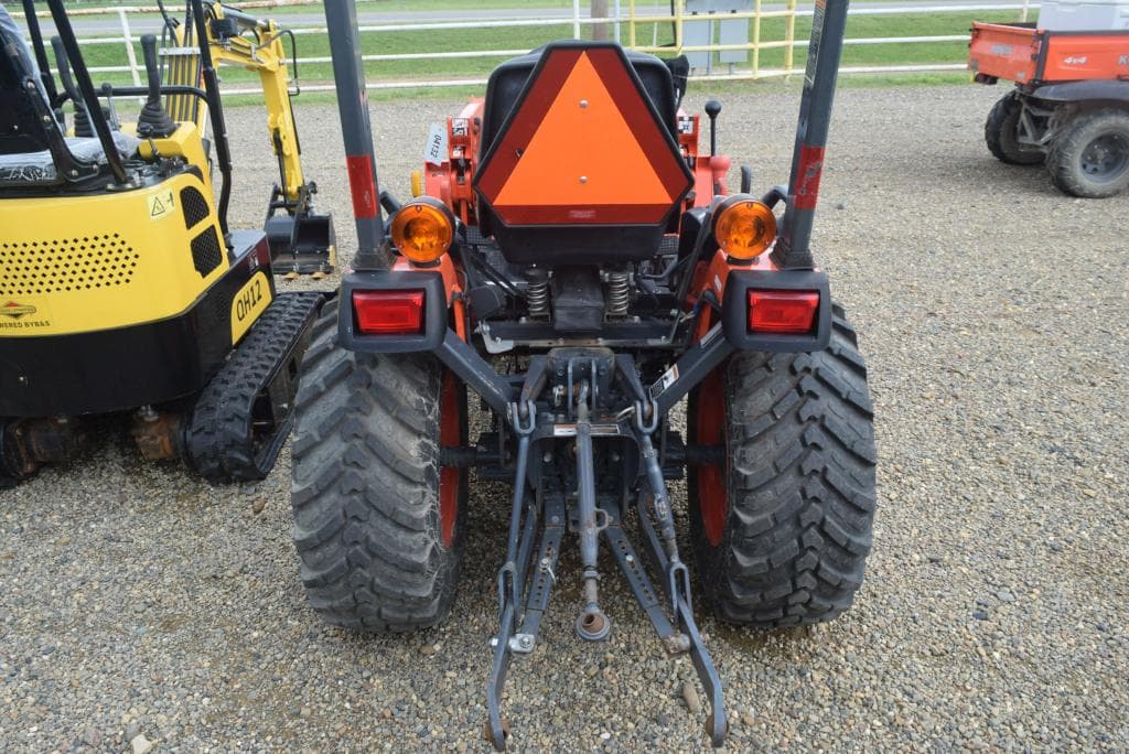 Kubota B2401 Tractors Less than 40 HP for Sale Tractor Zoom