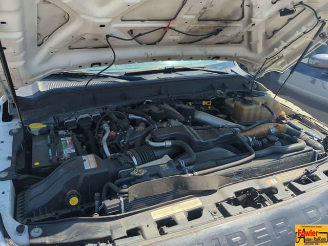 Image of Ford F-350 equipment image 2