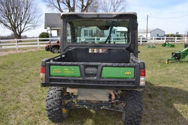 Image of John Deere XUV 835M equipment image 3