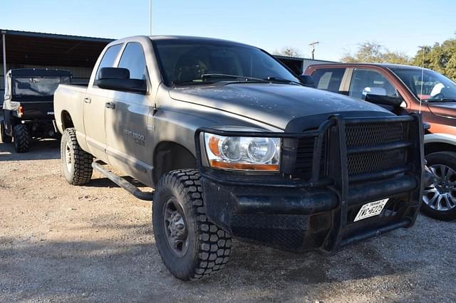 Image of Dodge Ram 2500 equipment image 1