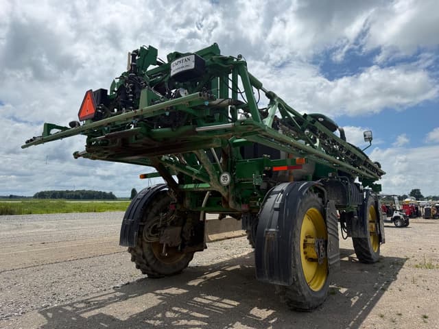Image of John Deere R4038 equipment image 2