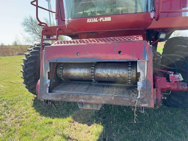 Image of Case IH 2388 equipment image 2