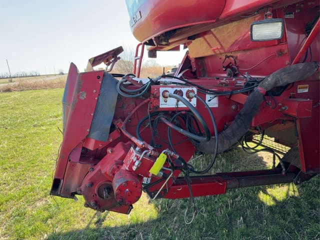 Image of Case IH 2388 equipment image 3