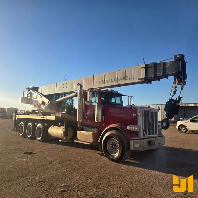 Image of Peterbilt 388 equipment image 4