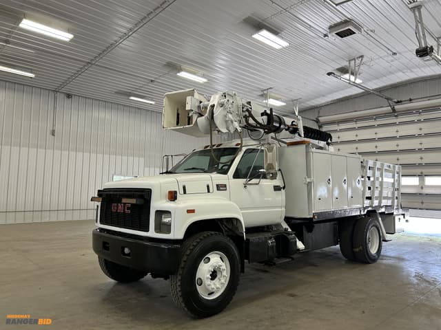 Image of GMC C7500 equipment image 3