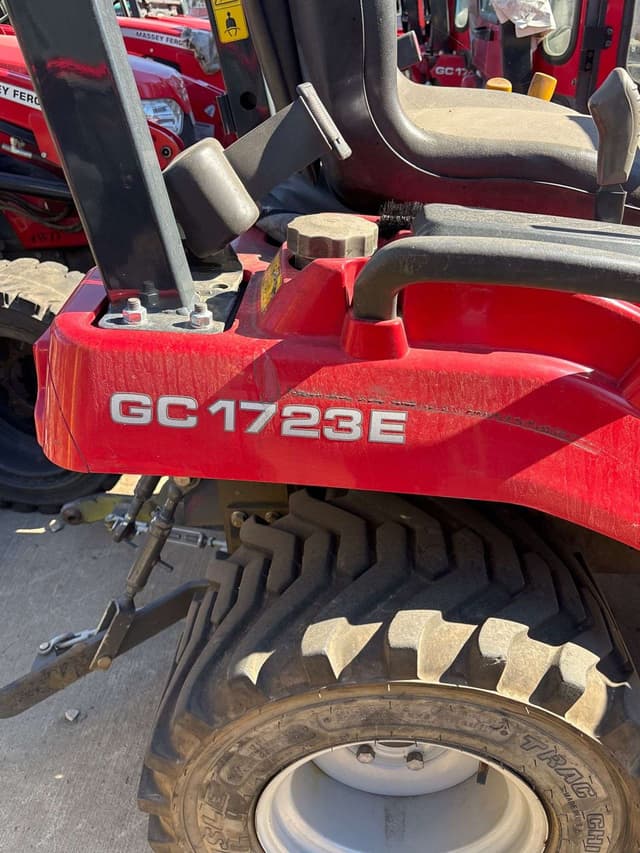 Image of Massey Ferguson GC1723E equipment image 2