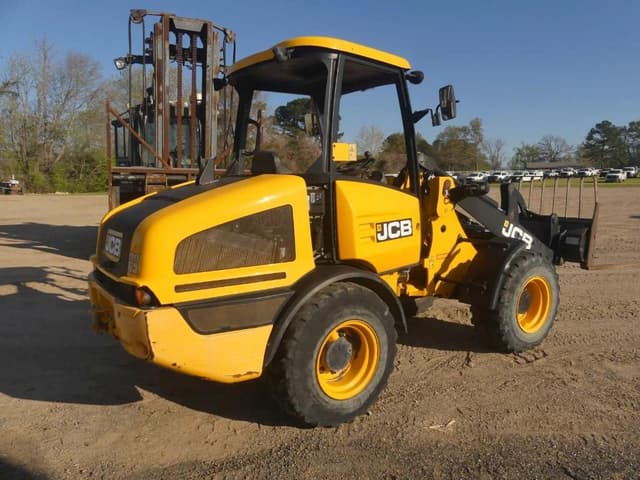 Image of JCB 407 equipment image 2