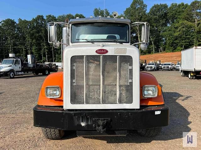 Image of Peterbilt 365 equipment image 1