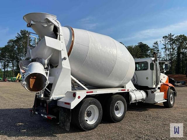 Image of Peterbilt 365 equipment image 3