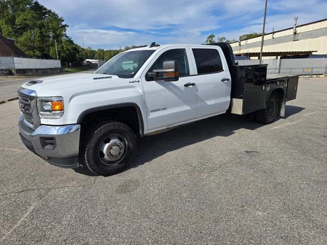 Image of GMC 3500 equipment image 2