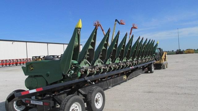 Image of John Deere C12F equipment image 1