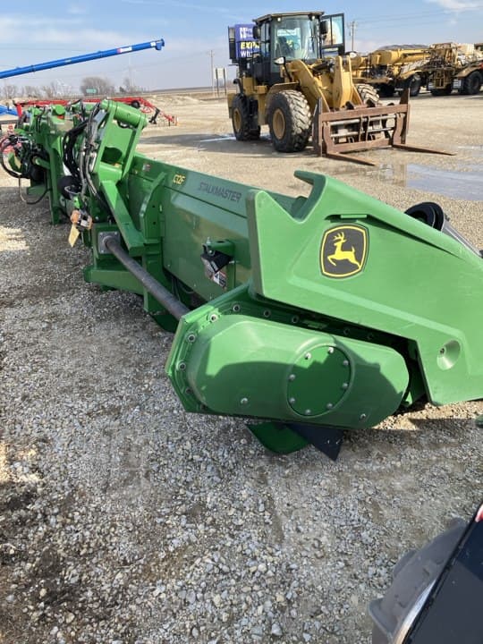 Image of John Deere C12F equipment image 1