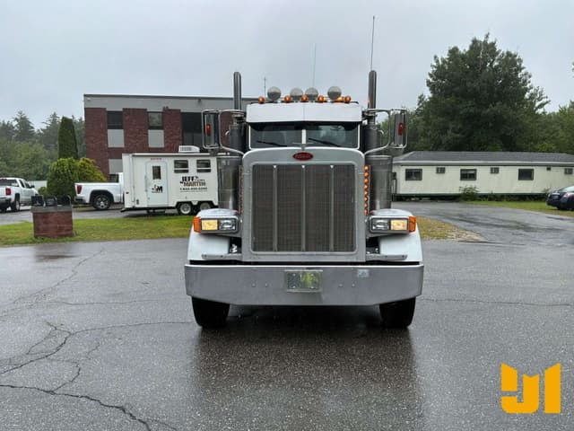 Image of Peterbilt 379 equipment image 1