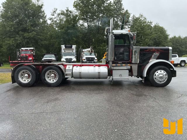 Image of Peterbilt 379 equipment image 3