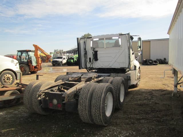 Image of International ProStar equipment image 2