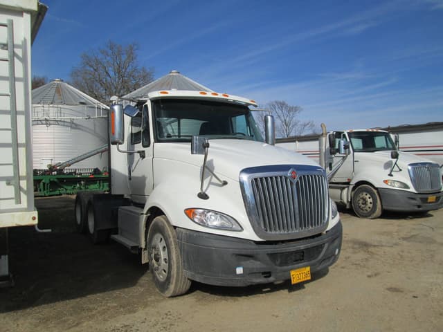 Image of International ProStar equipment image 1