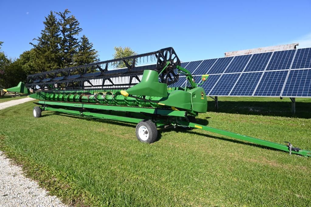 Main image John Deere 635F