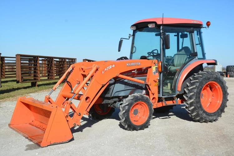 SOLD Kubota L3240 Tractors Less than 40 HP Tractor Zoom