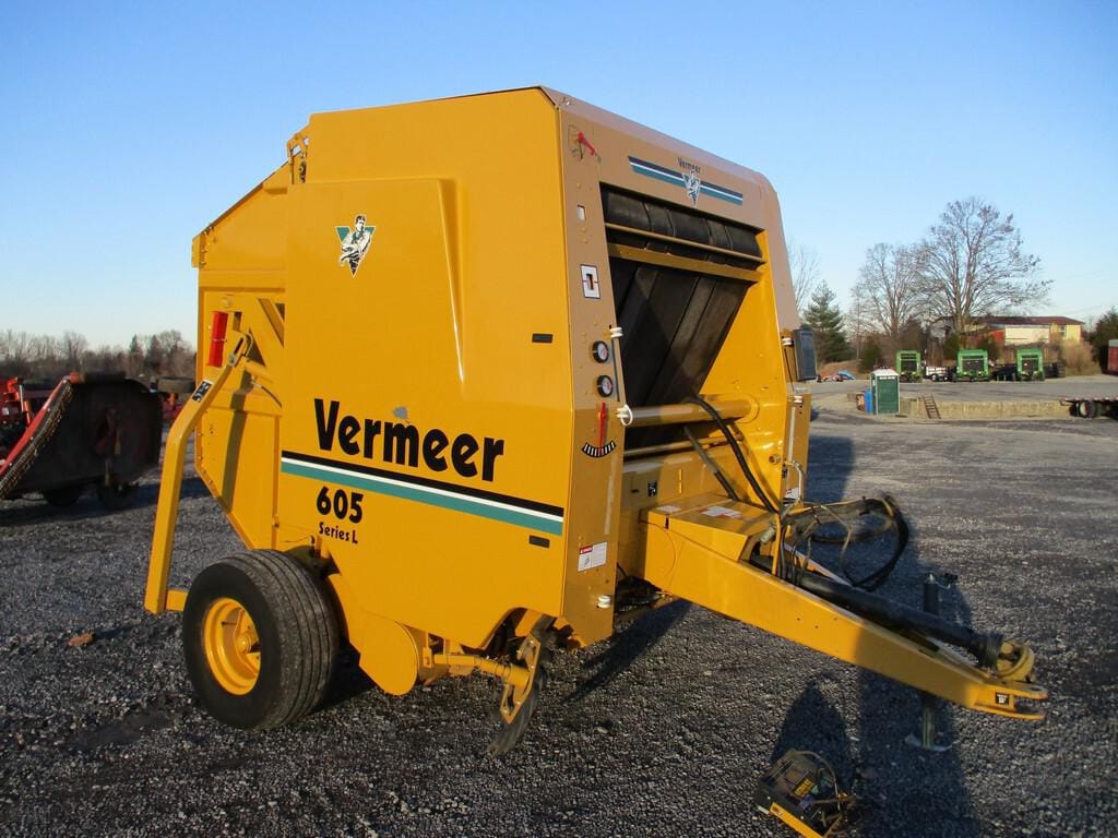 Main image Vermeer 605L