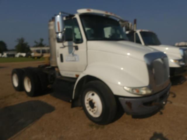 Image of International 8600 equipment image 1