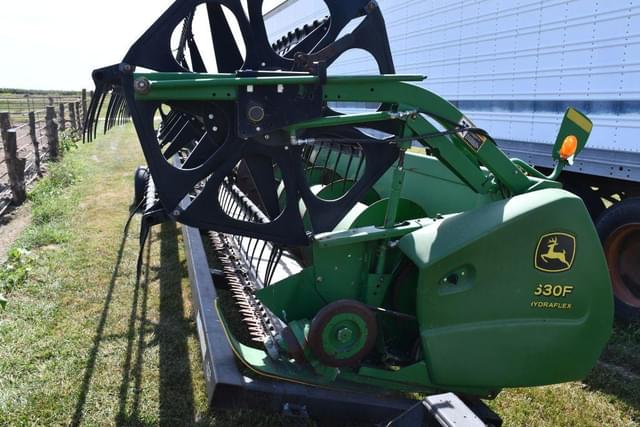 Image of John Deere 630F equipment image 4